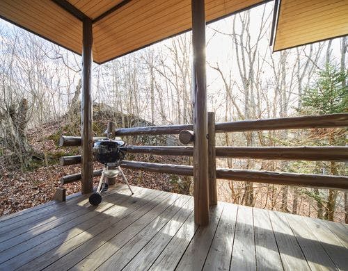 バルコニー&BBQスペース