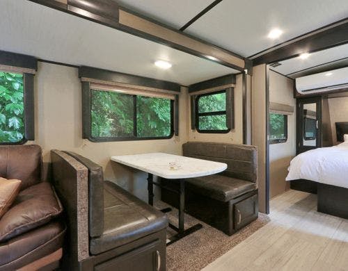 【トレーラーハウス】外観