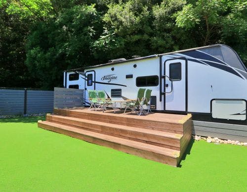 【トレーラーハウス】