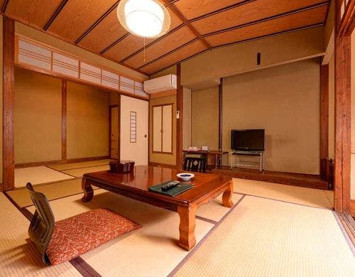 *和室8畳（客室一例）