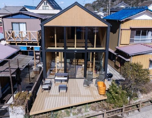 外観、テラスエリア