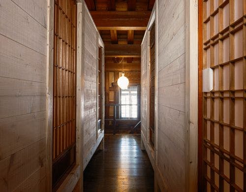 オリジナルベッドが人気のボックスルーム