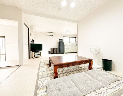 リビング兼ダイニングエリア