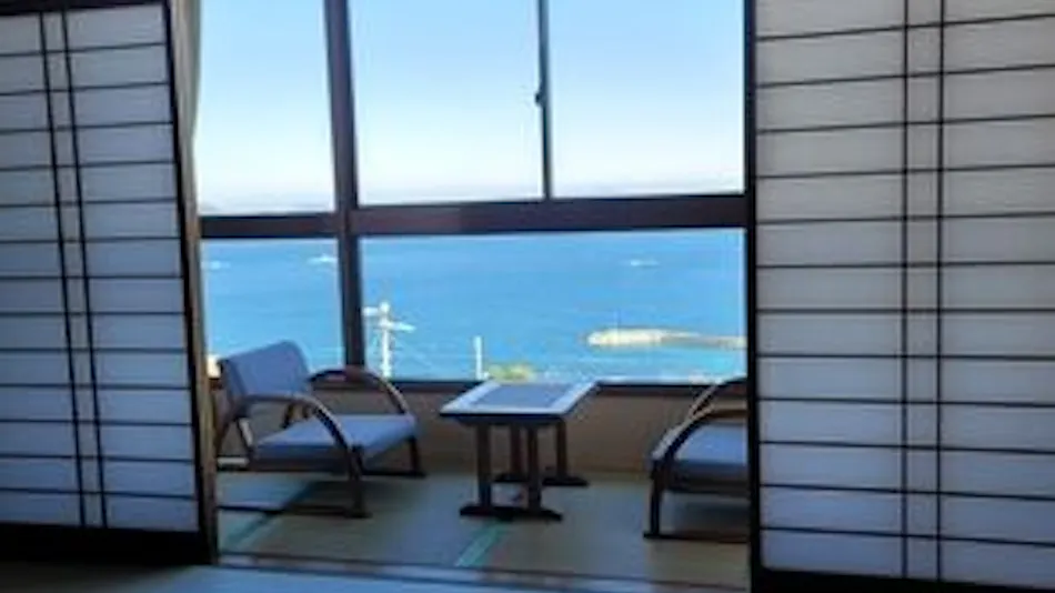 Hidemaru Hanagokoro: An Accommodation to Surrender Your Heart to Stunning Views and Savor the Bounty of the Sea