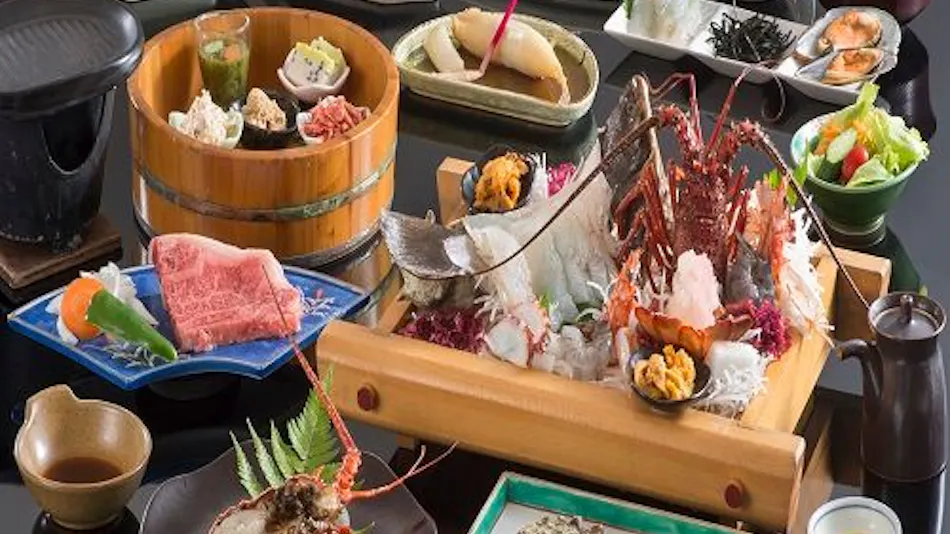 Hidemaru Hanagokoro: An Accommodation to Surrender Your Heart to Stunning Views and Savor the Bounty of the Sea