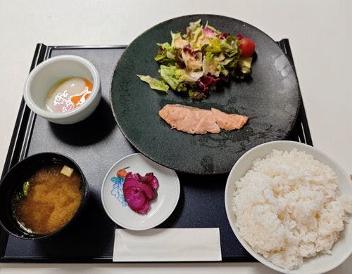 和朝食を堪能！※レストランでのお食事