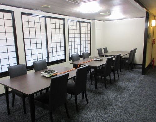 朝食はゴルフ場のレストランにてお食事です