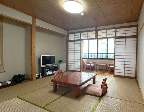 【和室一例】ごゆっくりお寛ぎください。