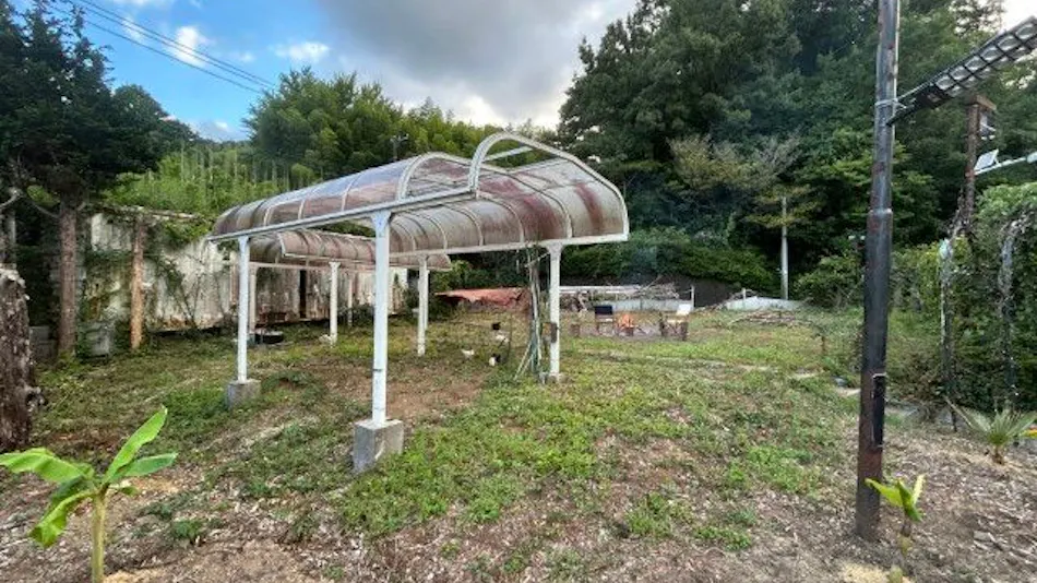 Pet-Friendly Farm Garden Hotel