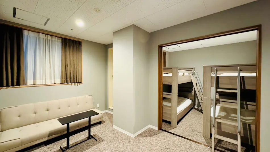 Bande Hotel in Namba