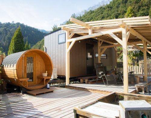 トレーラーハウス「小角」