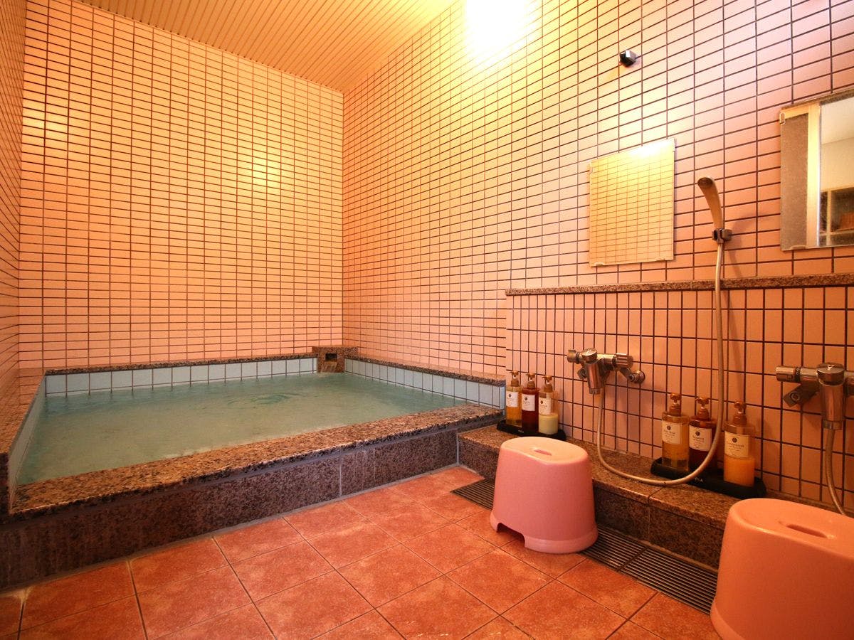 ห้องน้ำ (ขนาดเล็ก)