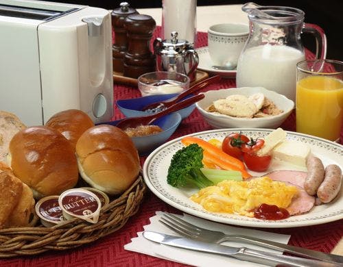 朝食