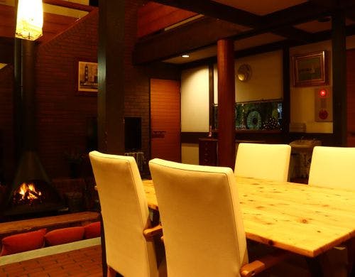 《レストラン》