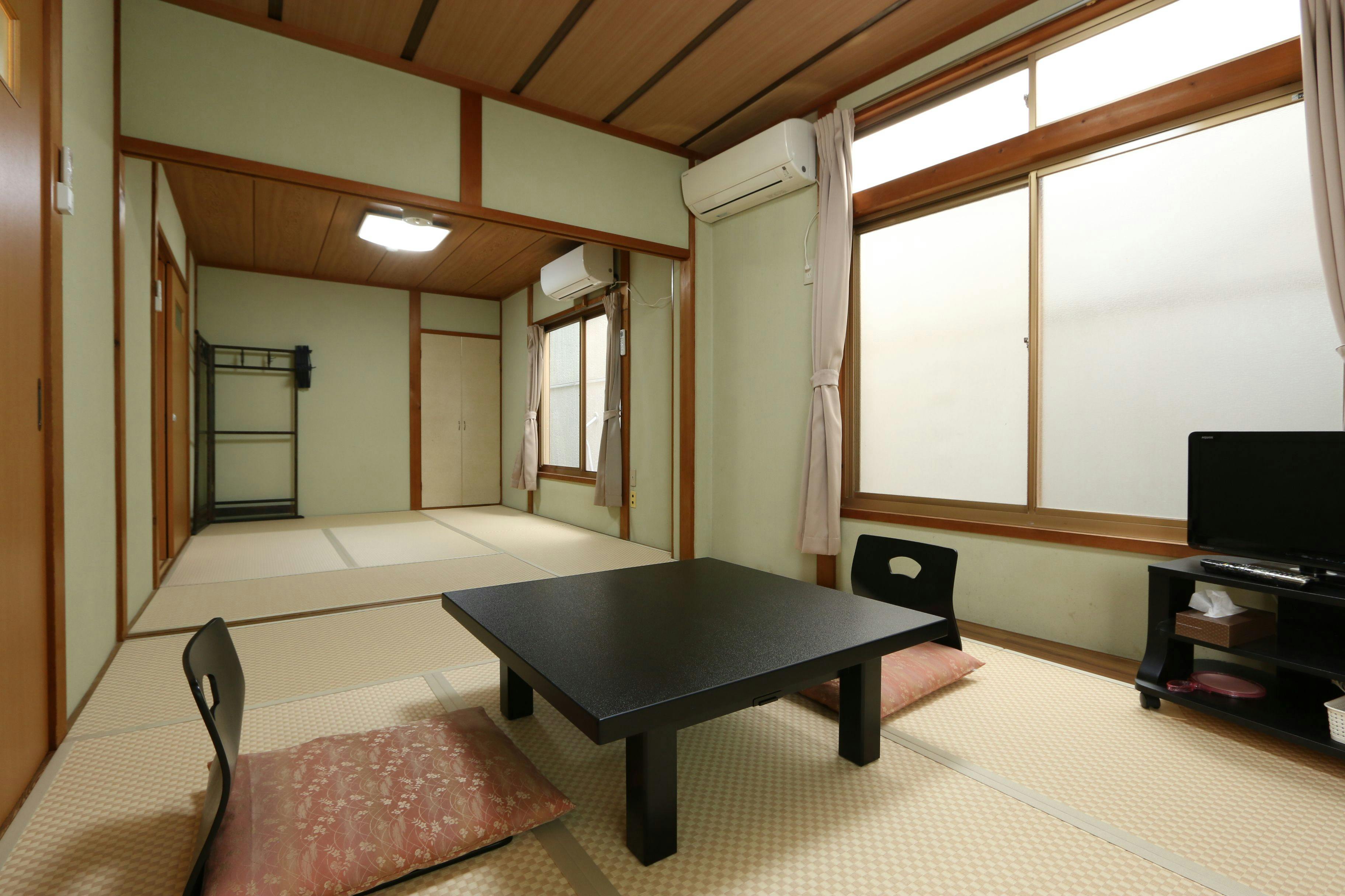 ห้องพักสำหรับ 2-6 ท่าน*