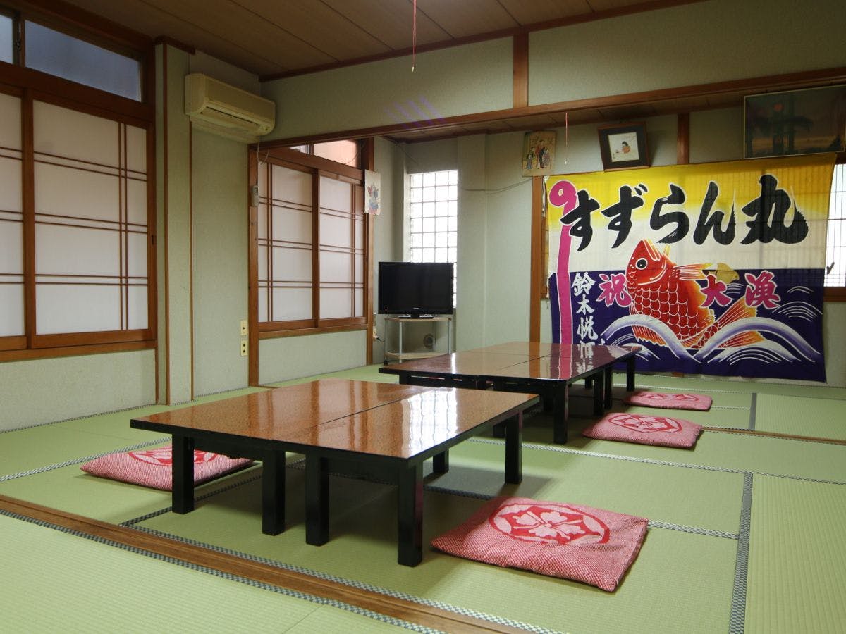 Himakajima Accommodation & Fishing Boat Suzuran