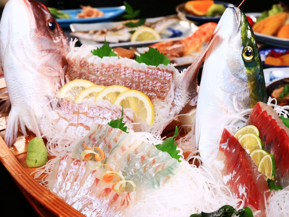 Himakajima Accommodation & Fishing Boat Suzuran