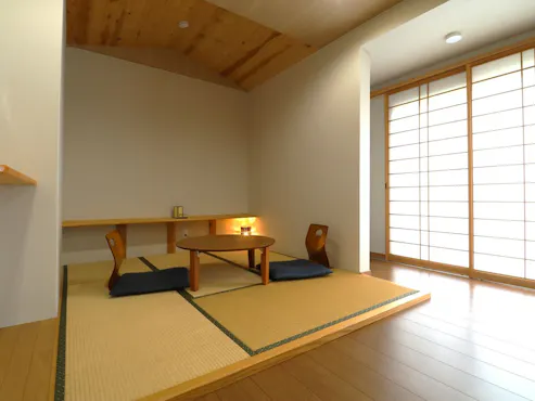 【อาคารหลังที่ 2】ห้องสไตล์ญี่ปุ่นที่สามารถผ่อนคลายได้อย่างเต็มที่