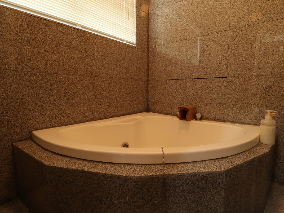 【อาคารหมายเลข 8】ห้องน้ำ