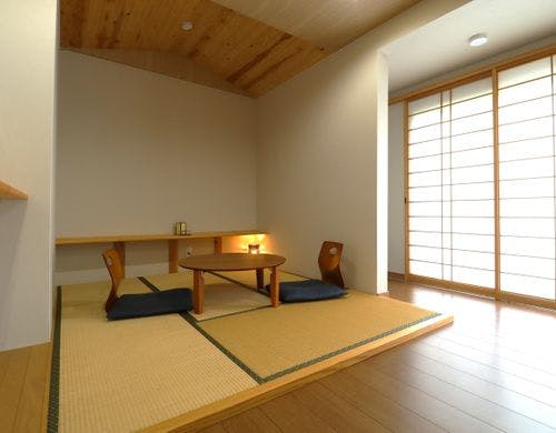【2号棟】ごろんと寛げる和室です