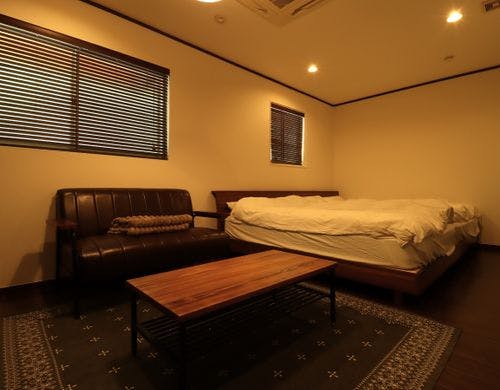 【9号棟】シックなお部屋で大人の旅を