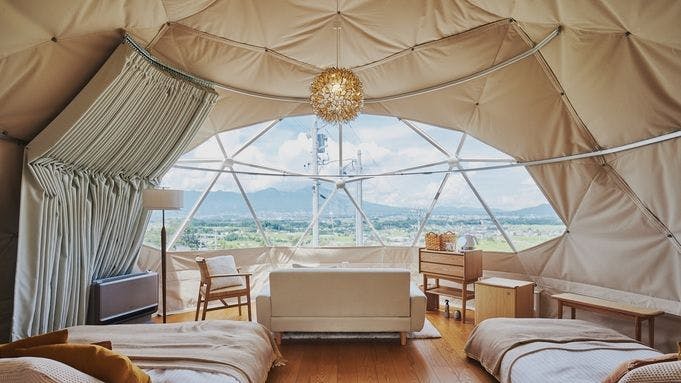 โดมมาตรฐานพร้อมชิงช้า