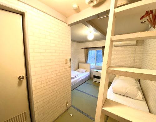 和洋室メゾネット（5名/バストイレ付）