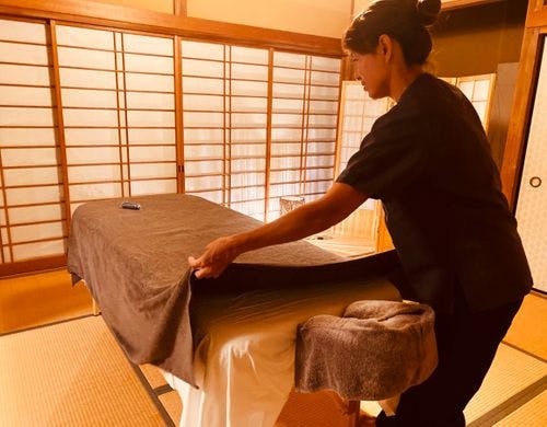 全身オイルマッサージ：10,000円60分