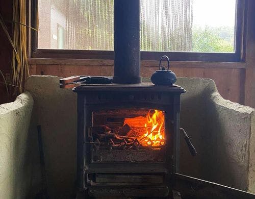 【客室】薪ストーブ