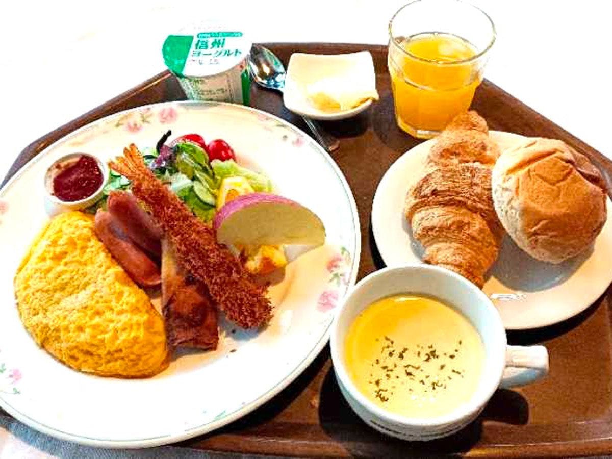 Hotel Shirakabako Sakaeen