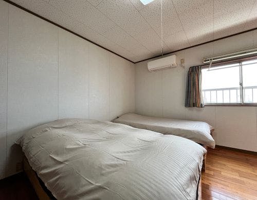 夜はシモンズベッドで心地よい喜界島旅を