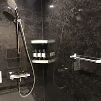 ห้องอาบน้ำฝักบัว