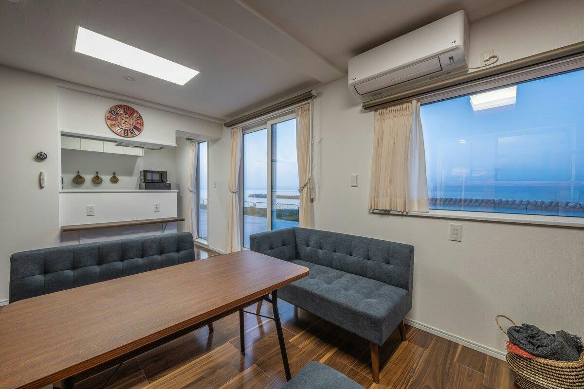 Ocean Stay C Rustic (Red)