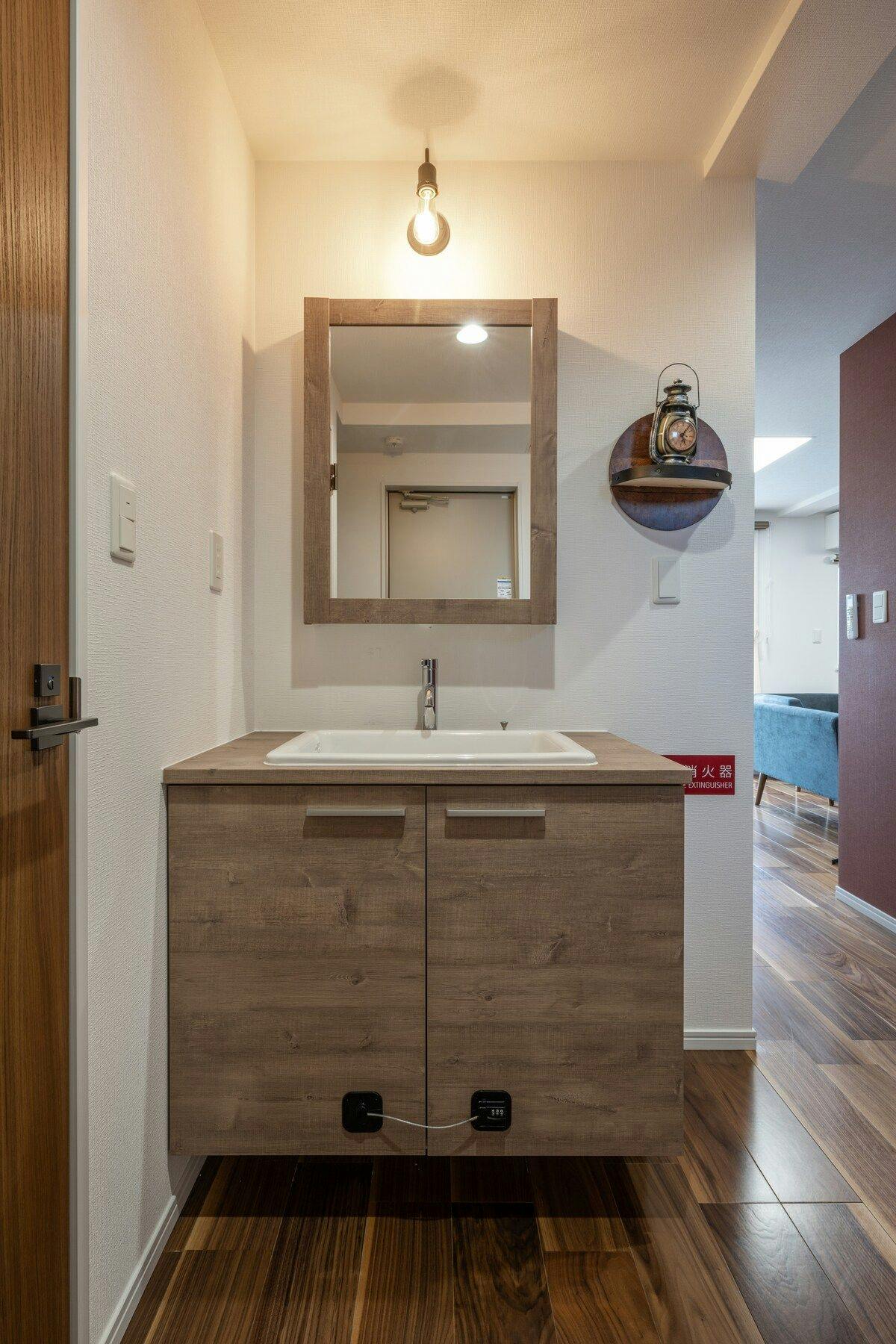 Ocean Stay C Rustic (Red)