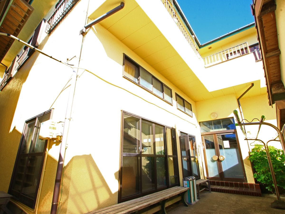 อาคารที่พัก◆ตั้งอยู่ด้านในของพื้นที่*