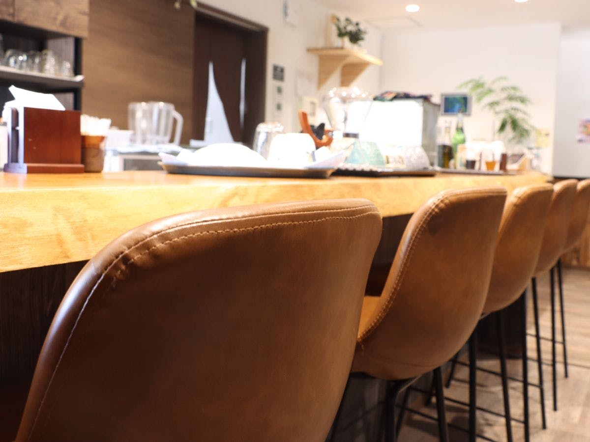 SWELL Guesthouse & Cafe