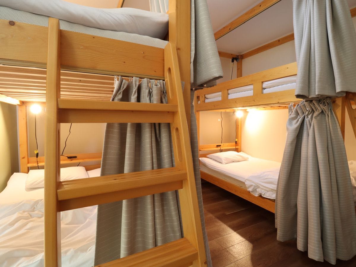 เตียงสองชั้นเหมือนฐานลับ น่าตื่นเต้น