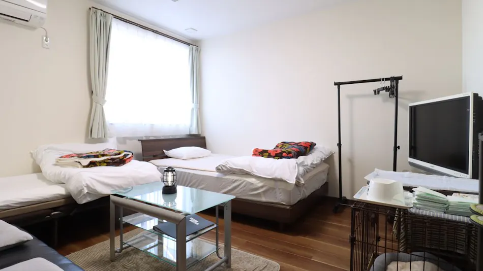 SWELL Guesthouse & Cafe