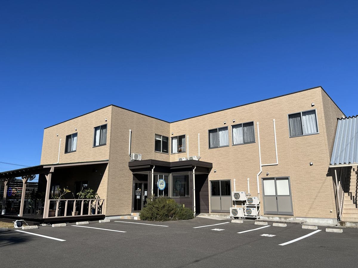 SWELL guesthouse & cafe 施設全景