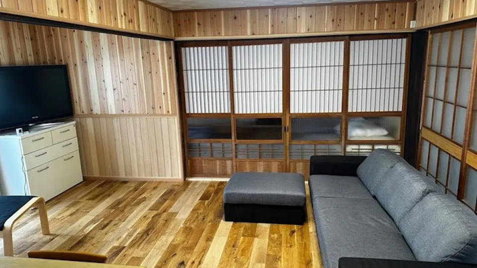 Hanamidori -HANAMIDORI- Iwaya no Yado, Gifu Gero Onsen, Gujo Hida Kanayama Private Lodging Lakeside Resort