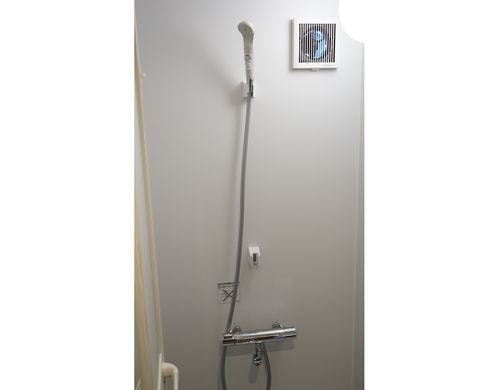 共用シャワールーム/男性専用