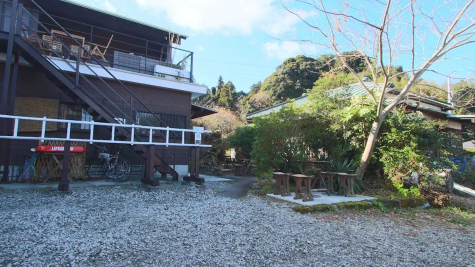 Bungee Inn