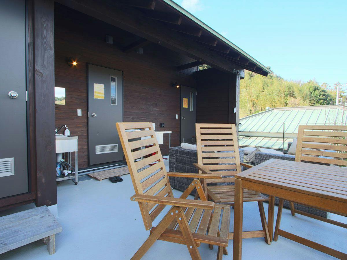 Bungee Inn