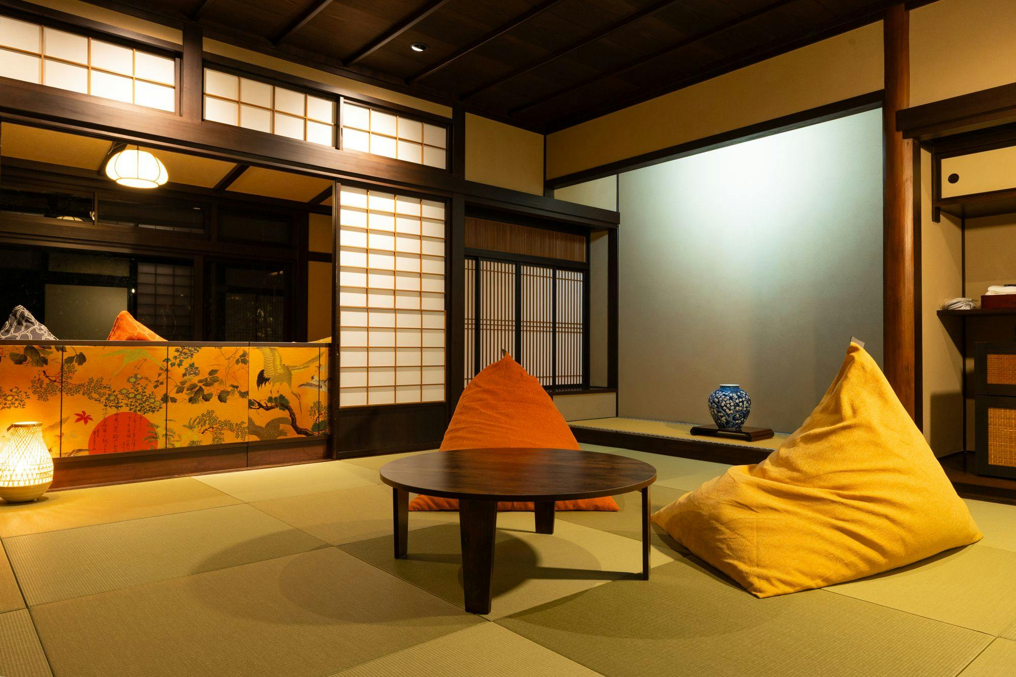 ห้องสไตล์ญี่ปุ่น-ตะวันตก (แบบเตียง)