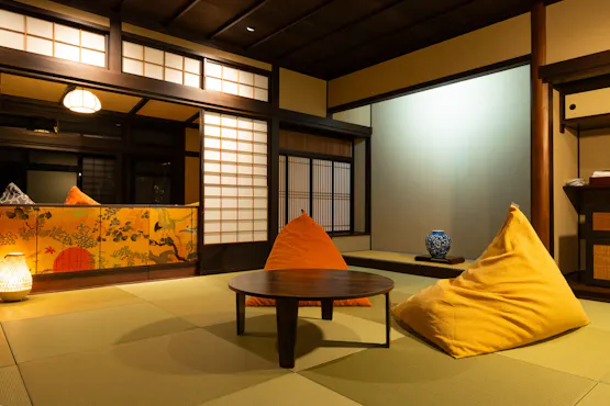 ห้องสไตล์ญี่ปุ่น-ตะวันตก (แบบเตียง)