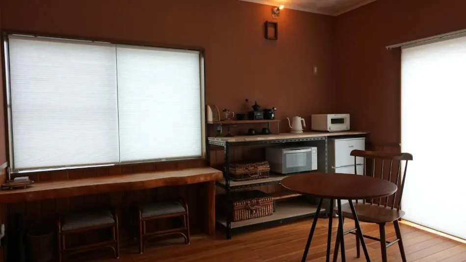 Secret Beach House MOKU