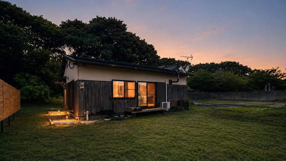 Secret Beach House MOKU