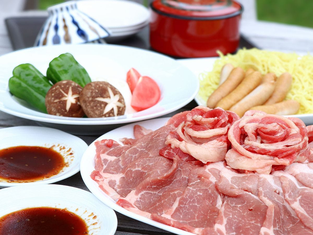 #BBQ ความสนุกของการแคมป์ปิ้งคือบาร์บีคิว!