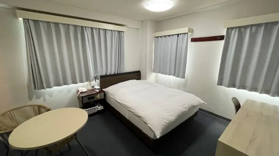 HOTEL RAIZ