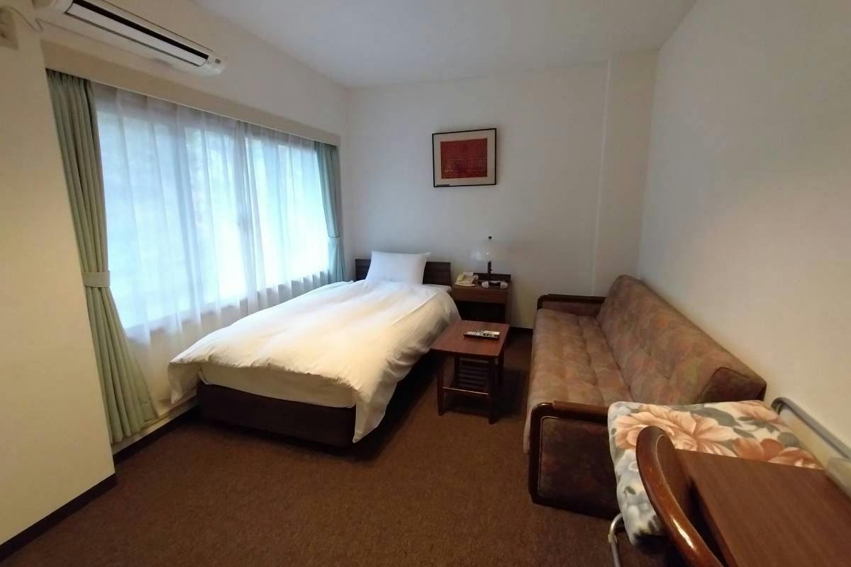 Kansai Seminar House